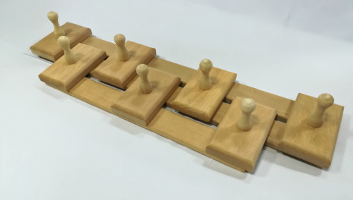 Вешалка Бондарь (Cooper) комбинированная 7 креплений ольха ВК-7